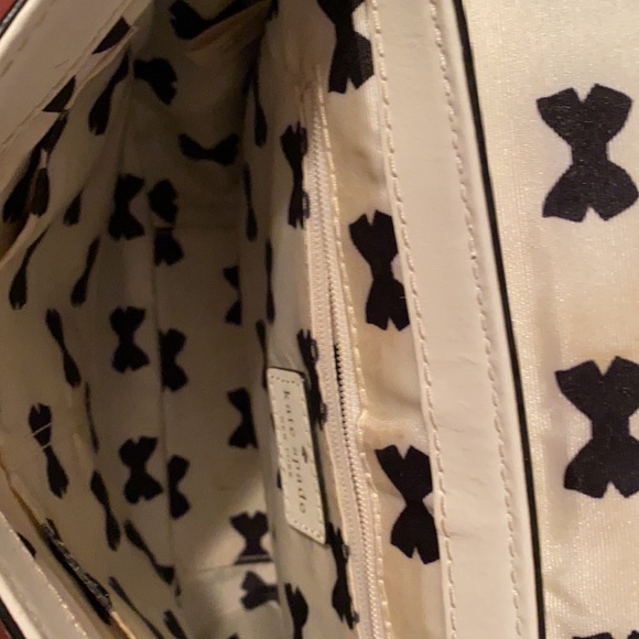 Kate Spade Scalloped Crossbody - Picture 7 of 10